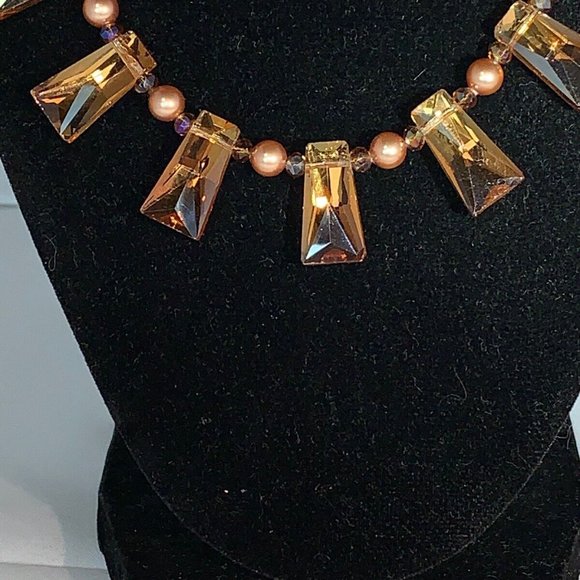 Gold Tone Faux Pearl, Iridescent Champagne Beaded Necklace (NA59) - Picture 5 of 5